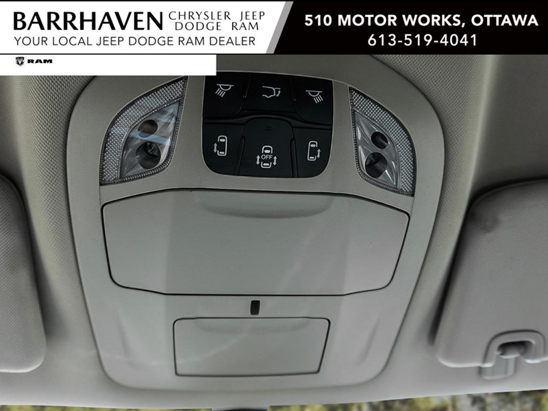 2024 Chrysler Grand Caravan SXT 2WD