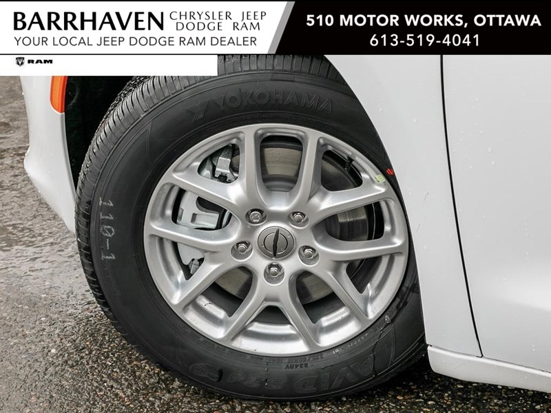 2024 Chrysler Grand Caravan SXT 2WD