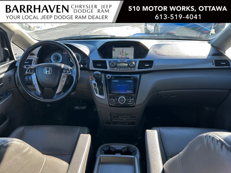 2017 Honda Odyssey Touring | 8-Pass | Navi | DVD | Leather