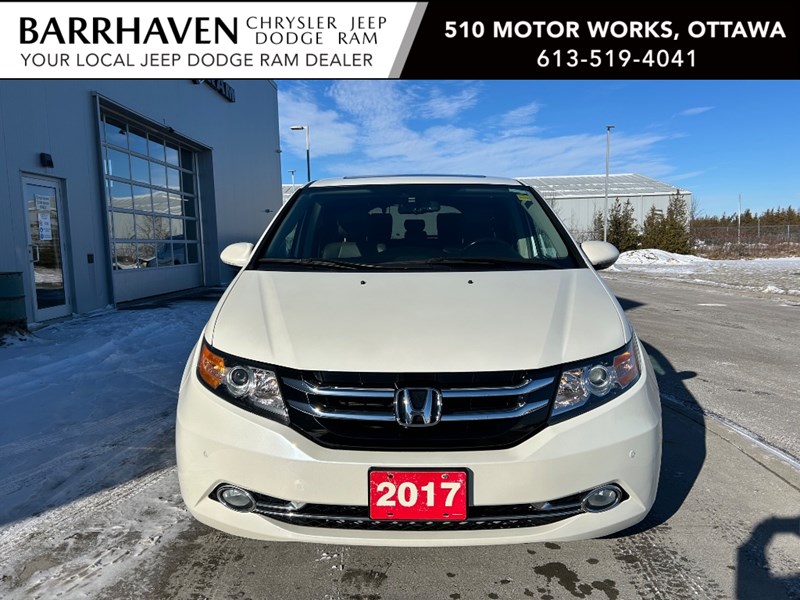 2017 Honda Odyssey Touring | 8-Pass | Navi | DVD | Leather