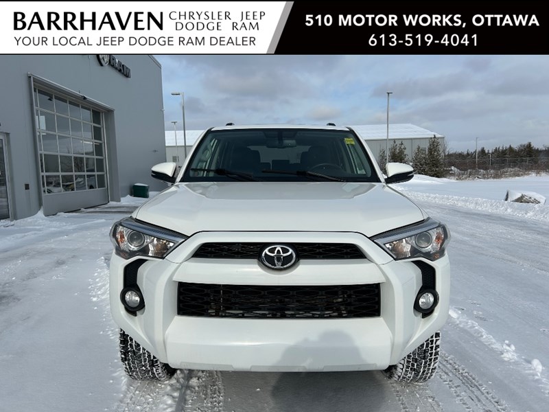 2019 Toyota 4Runner SR5 4X4 | 7-Pass | Sunroof | Leather | Low KM's