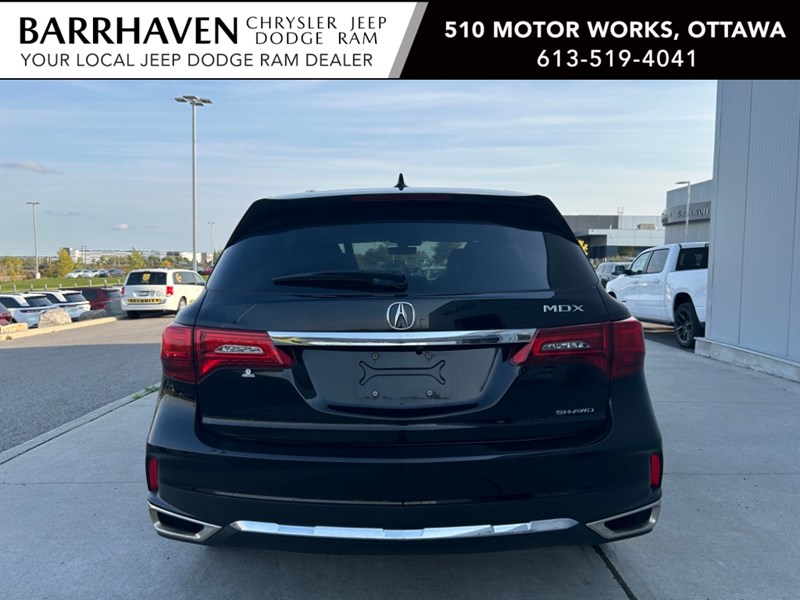 2017 Acura MDX SH-AWD | Nav Package | Low KM's