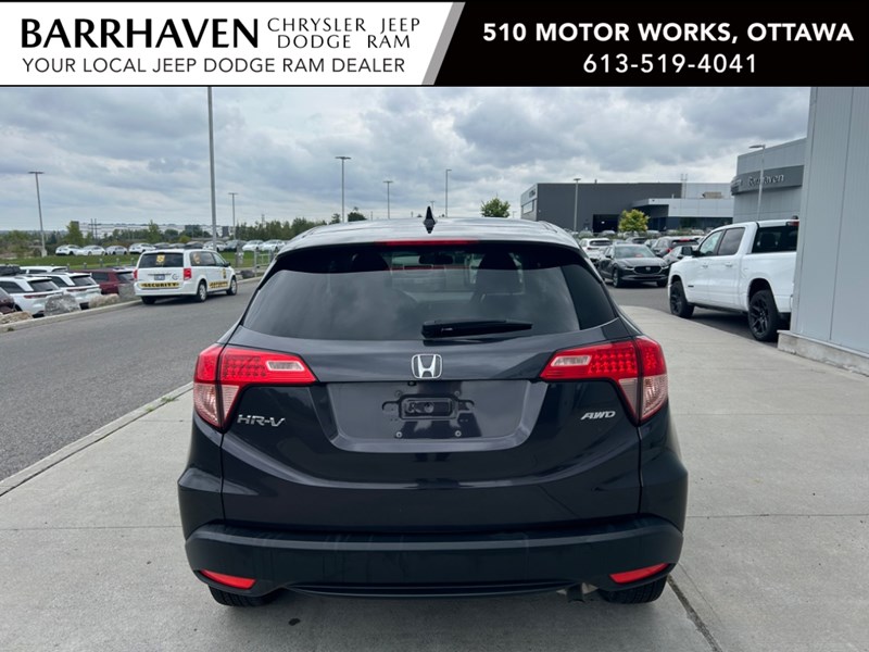 2017 Honda HR-V AWD CVT EX | Sunroof | Low KM's