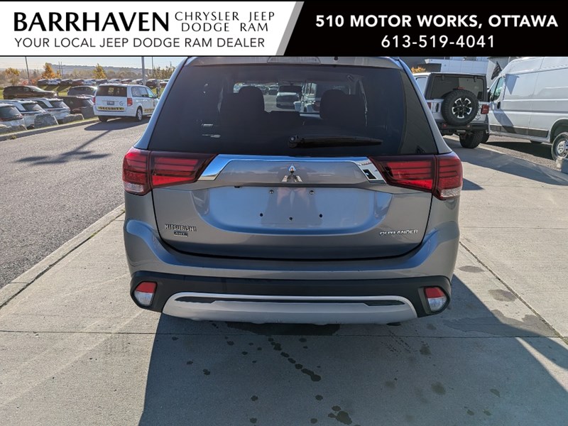 2019 Mitsubishi Outlander SE AWC | Low KM's