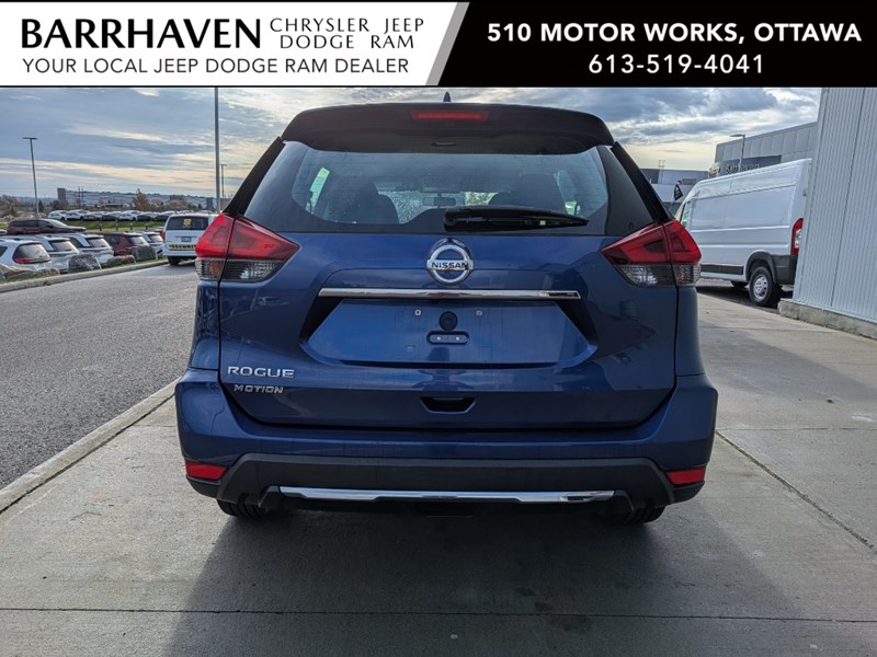 2019 Nissan Rogue FWD S | Low KM's