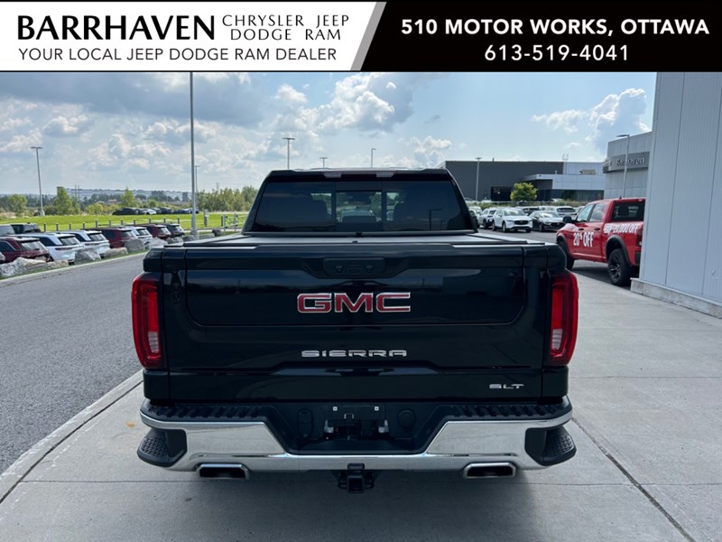 2023 GMC Sierra 1500 4X4 Crew Cab SLT | Leather | Sunroof