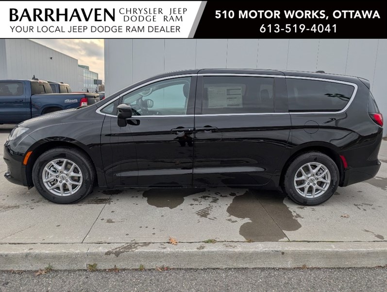 2024 Chrysler Grand Caravan SXT 2WD