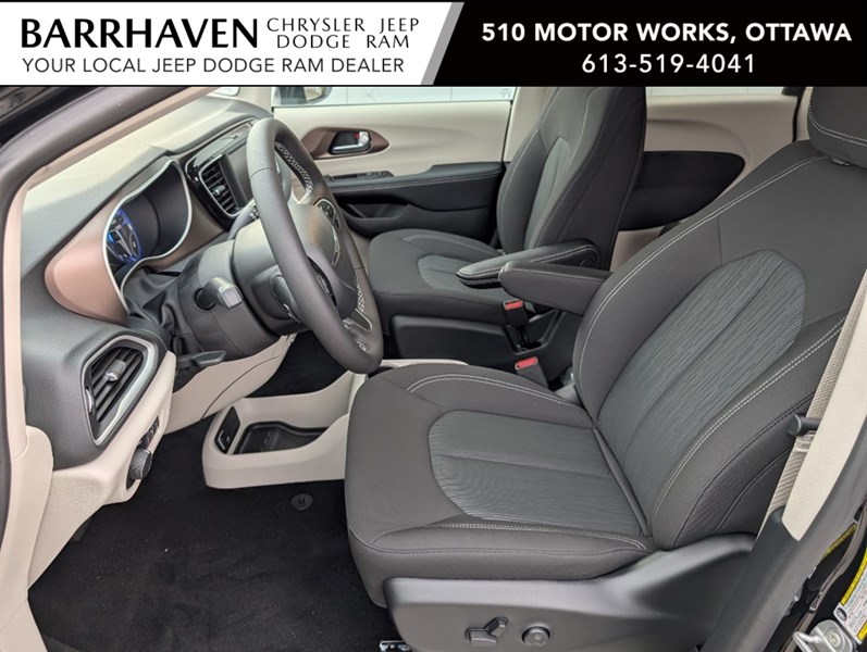 2024 Chrysler Grand Caravan SXT 2WD