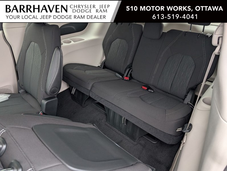 2024 Chrysler Grand Caravan SXT 2WD