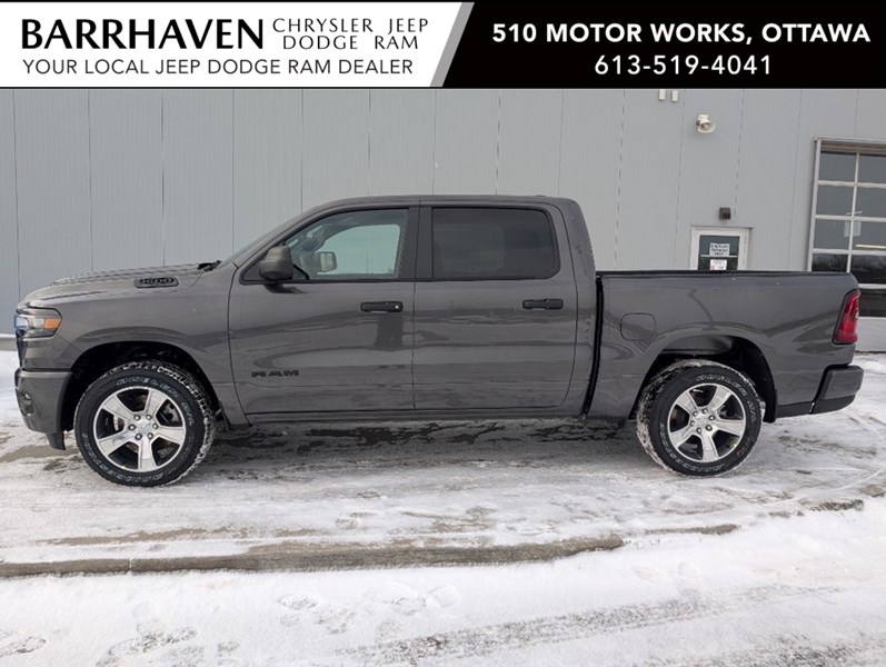 2025 RAM 1500 Tradesman 4x4 Crew Cab | Sport Appearance